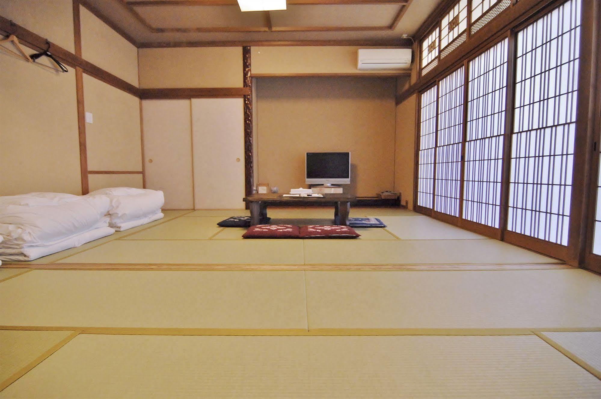 Plaza Fuyo Hotel Fukuoka  Esterno foto